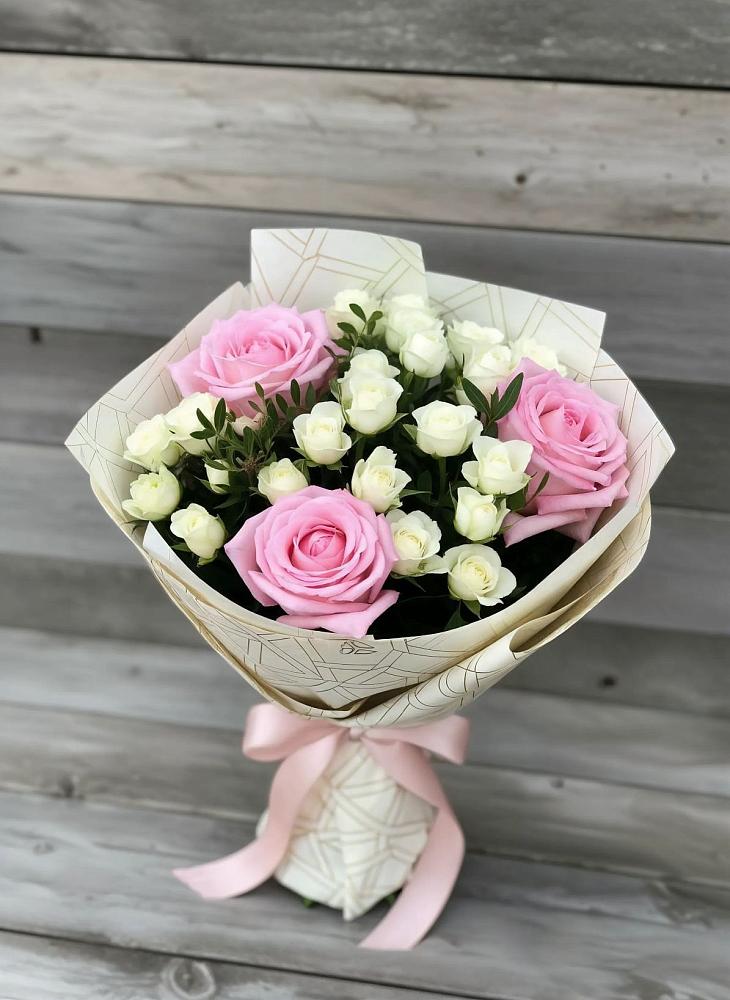Букет цветов из: Розы в Дружбе