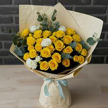 Букет цветов из:  Розы в Дружбе