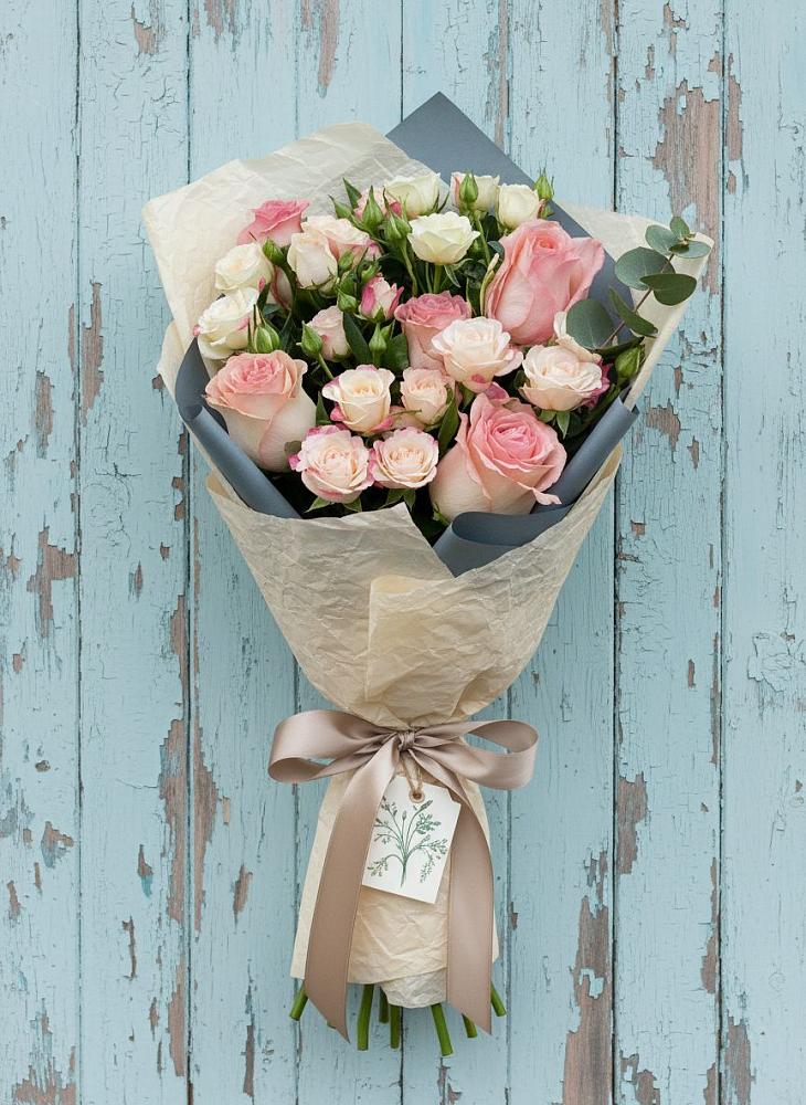 Букет цветов из: Розы в Дружбе