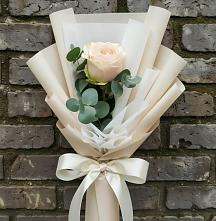 Букет цветов из:  Розы в Дружбе