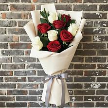 Букет цветов из:  Розы в Дружбе