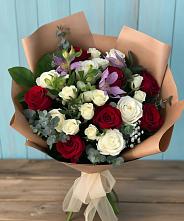 Букет цветов из:  Розы и Альстромерии в Дружбе
