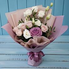 Букет цветов из:  Розы и Лизиантусы в Дружбе