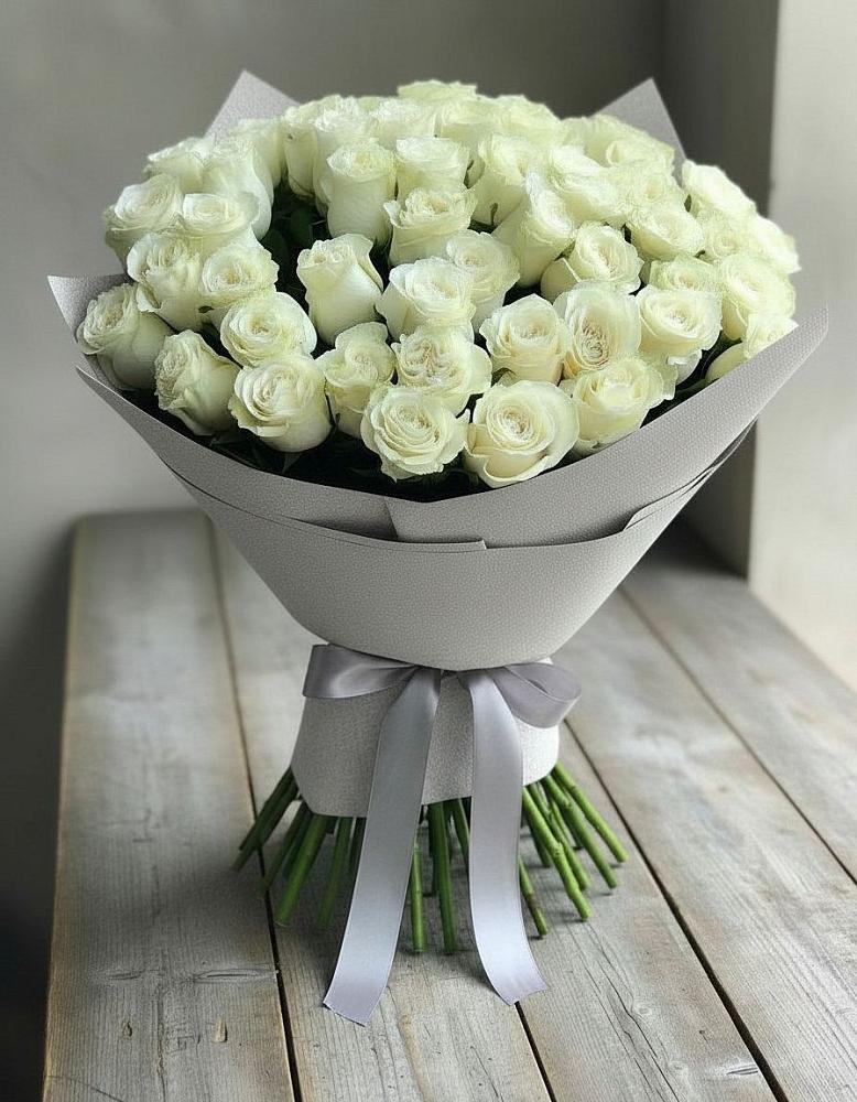 Букет 35 Белых роз в Дружбе