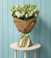 Букет цветов из:  Лизиантусы в Дружбе