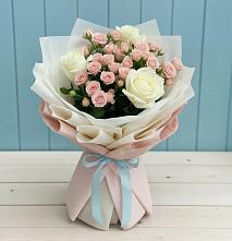 Букет цветов из:  Розы в Дружбе