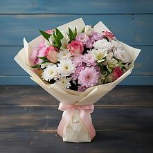 Букет цветов из:  Хризантемы, Альстромерии и Розы в Дружбе