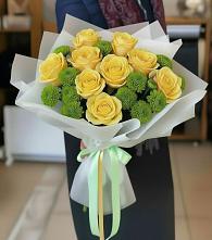 Букет цветов из:  Хризантемы и Розы в Дружбе
