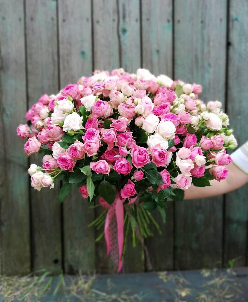 Букет Розовые кустовые розы Натали и Лав Лидия в Дружбе