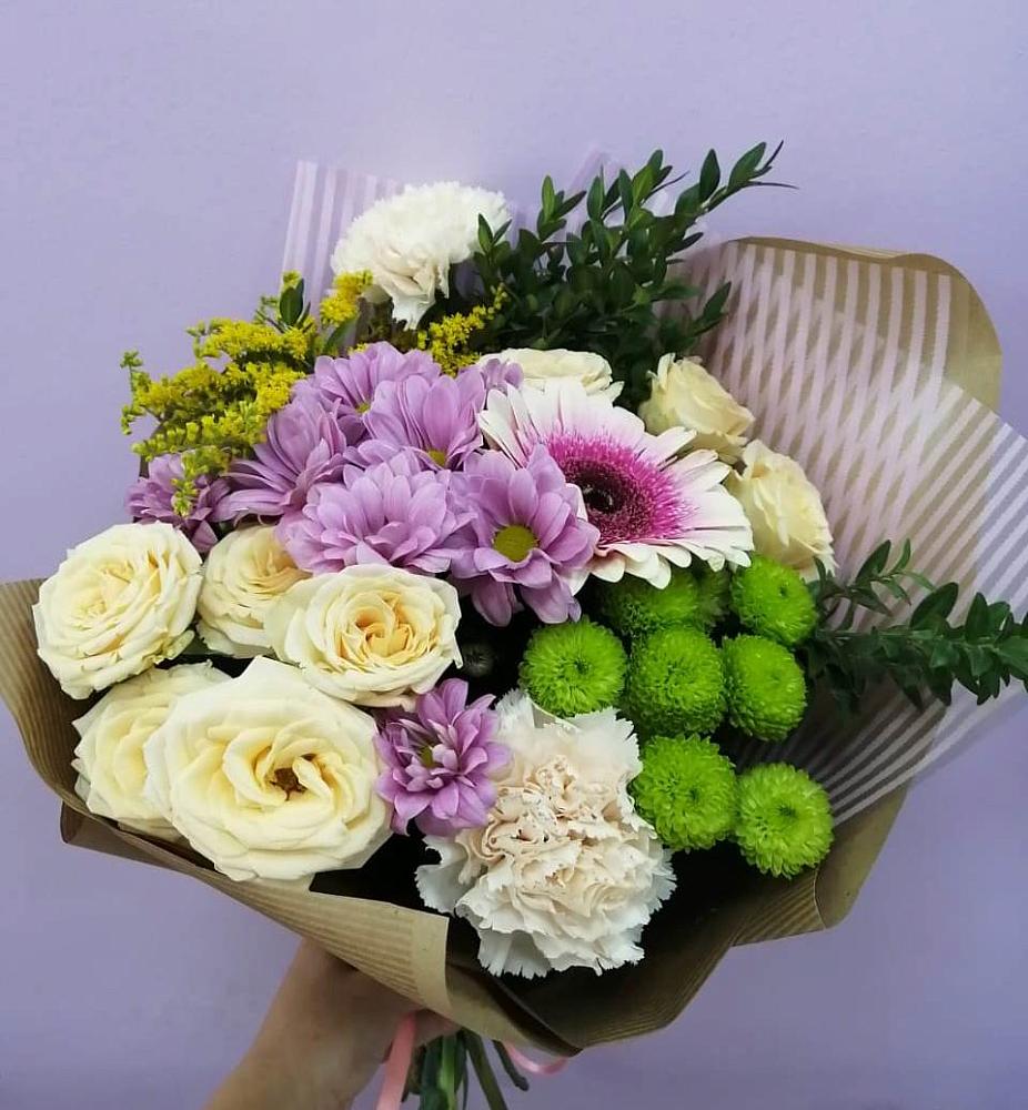 Букет цветов из: Хризантемы, Розы, Гвоздики и Герберы в Дружбе