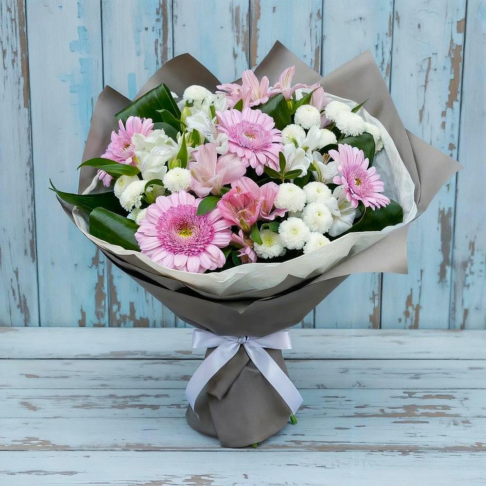 Букет цветов из: Герберы, Альстромерии и Хризантемы в Дружбе