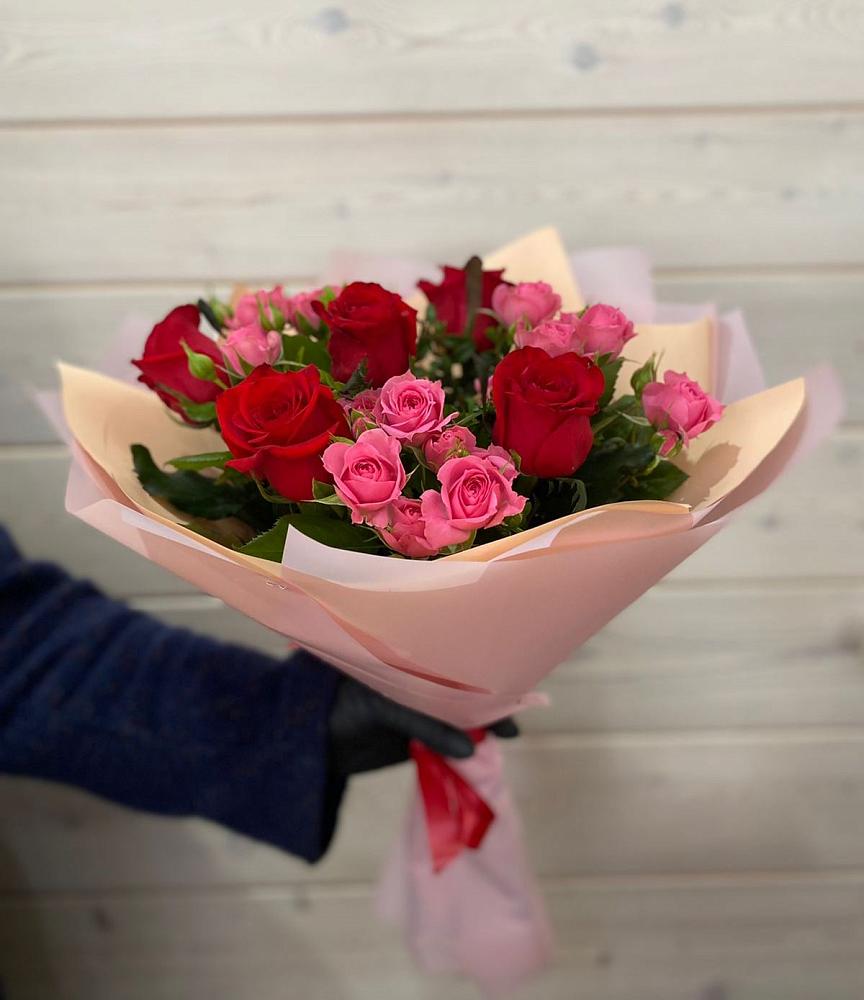 Букет цветов из: Розы в Дружбе